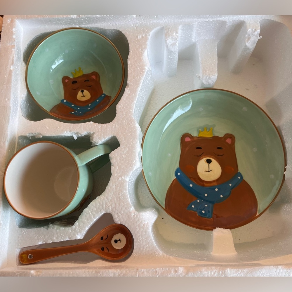 Adorable ceramic bear platter, plate, bowl, mug and spoon